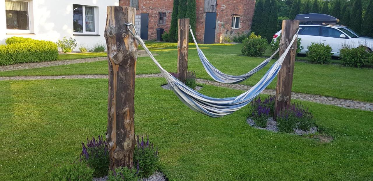 Pokoje Goscinne U Anny Darłowo Exterior foto